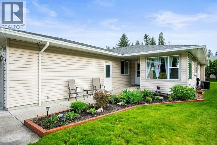 Property Photo:  2675 Pine Avenue 14  BC V0E 2G5 