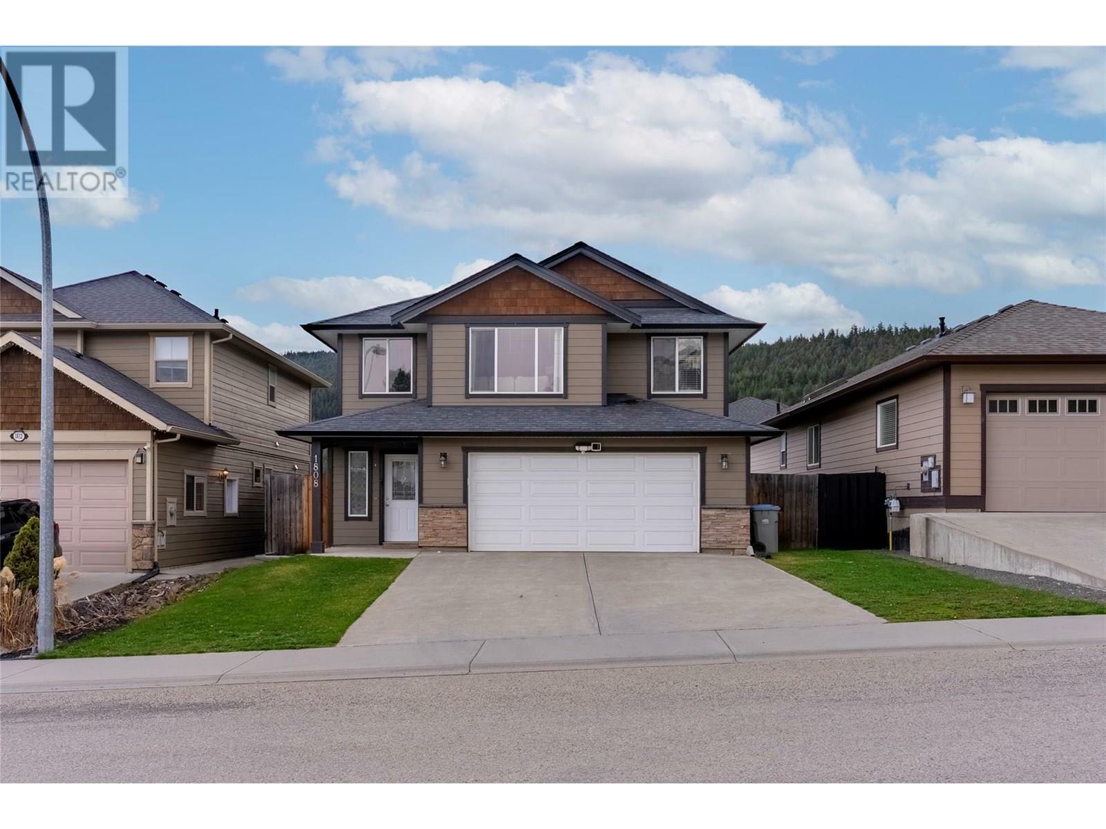 Photo de la propriété: 1808 Primrose Crescent BC V1S 0A6