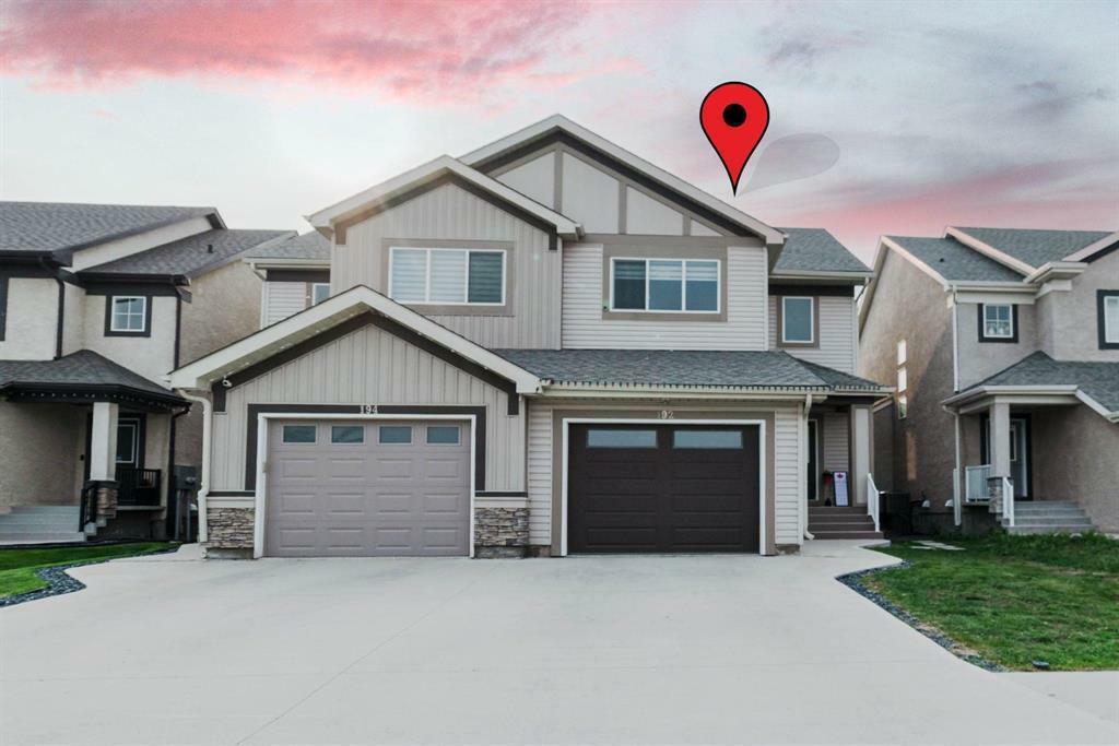 Property Photo: 192 Larry Vickar Drive West MB R3W 0K4