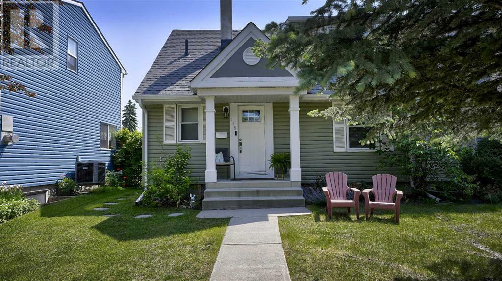 Property Photo: 115 Amiens Crescent Southwest AB T2T 6E7