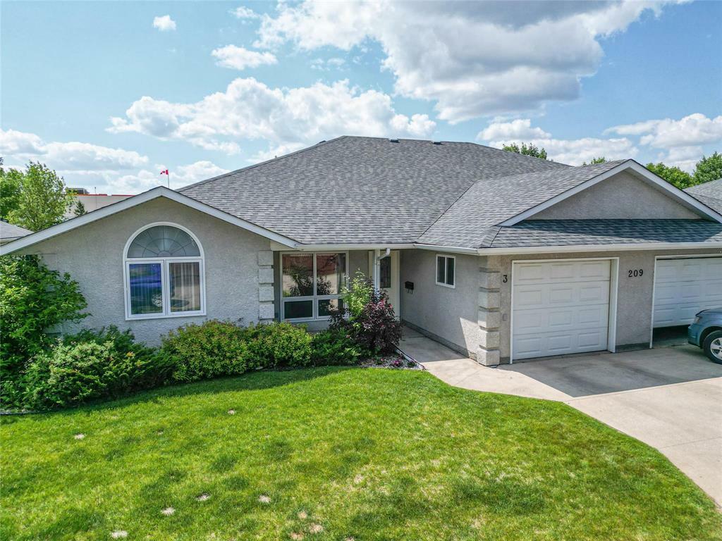 Photo de la propriété: 209 Cater Drive MB R7A 2X3