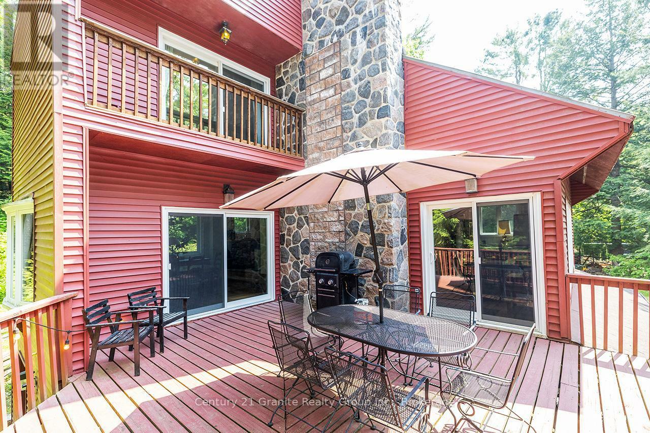 Property Photo: 85 Nevison Drive ON K0M 2L0