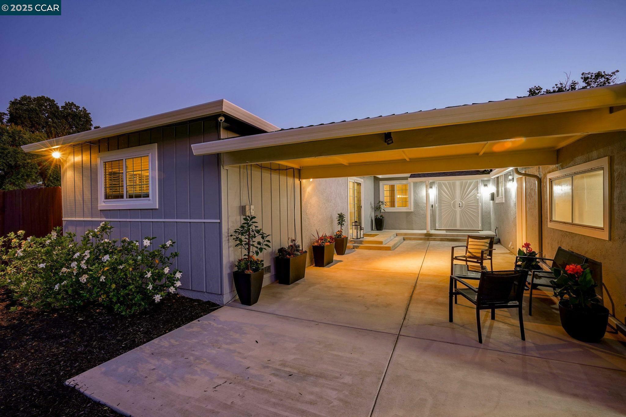 Property Photo:  3979 Beechwood Court  CA 94519 