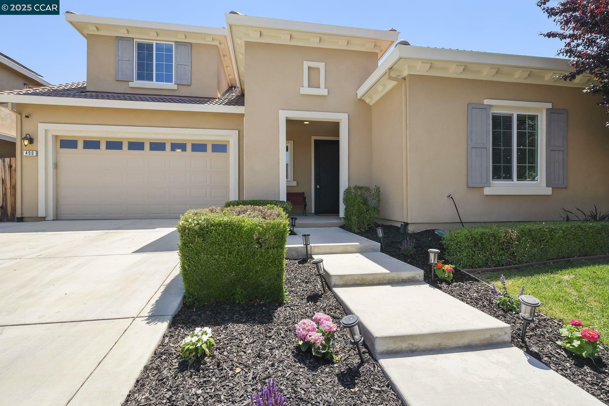 Property Photo: 490 Stratford Ct CA 94513