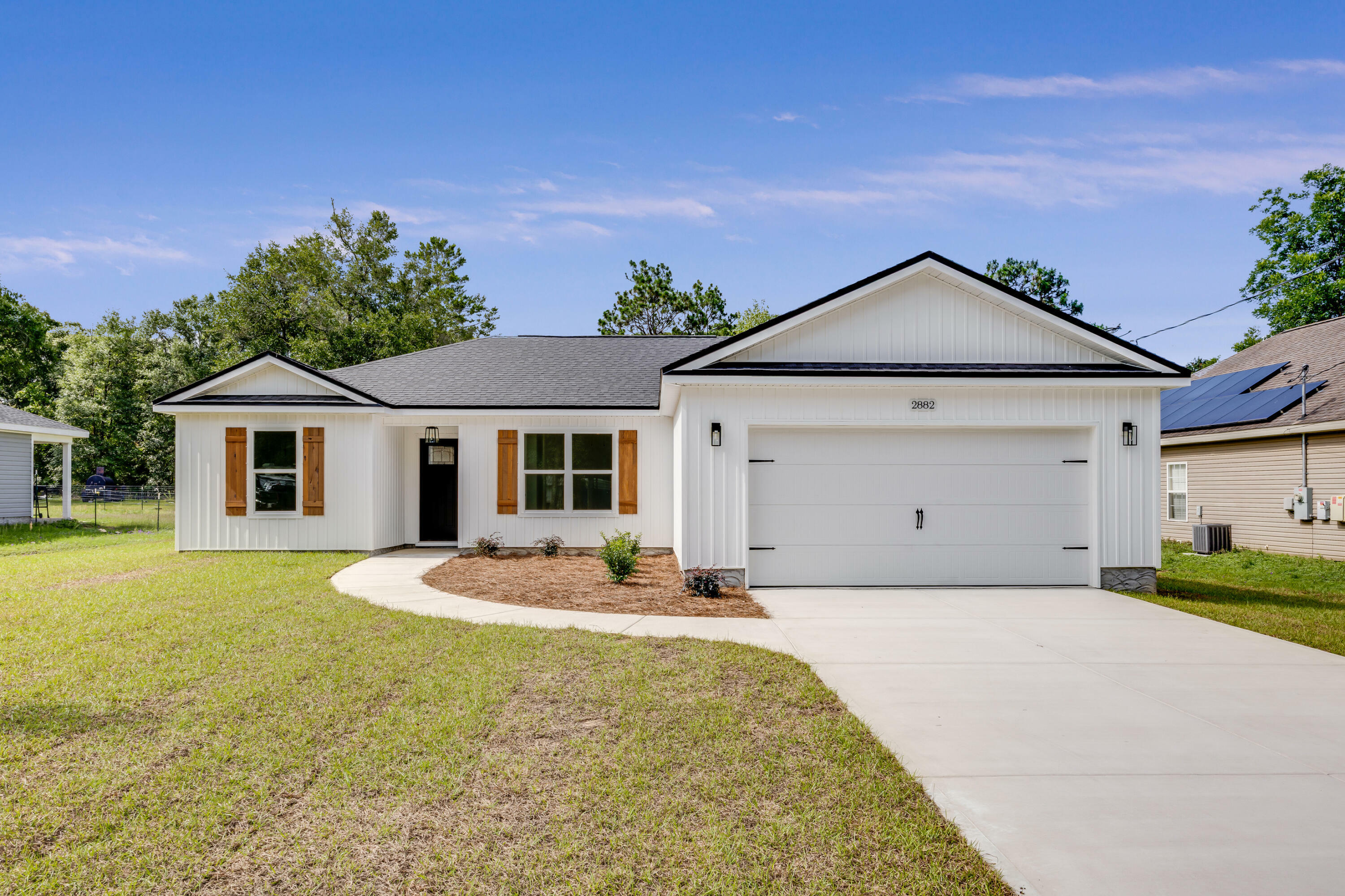 Property Photo: 2882 Shoffner Avenue FL 32539