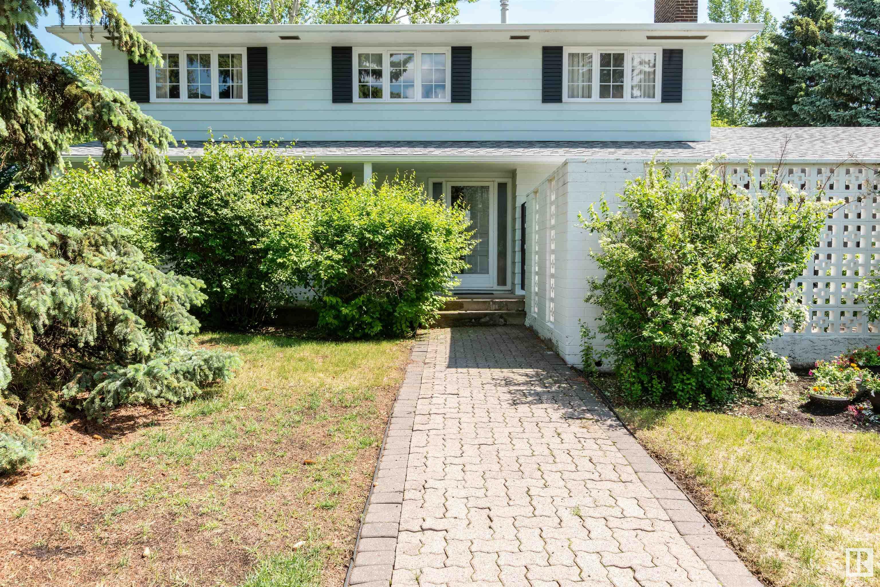 Property Photo: 12 Village Road AB T8A 0Z4