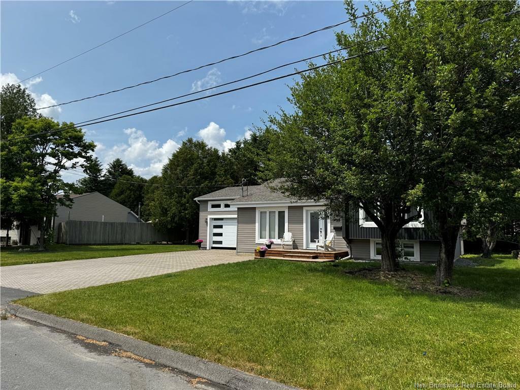 Property Photo:  33 Bossé Avenue  NB E3V 3Z8 
