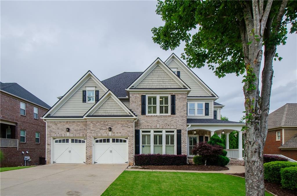 Property Photo: 4645 Wykeshire Court GA 30041