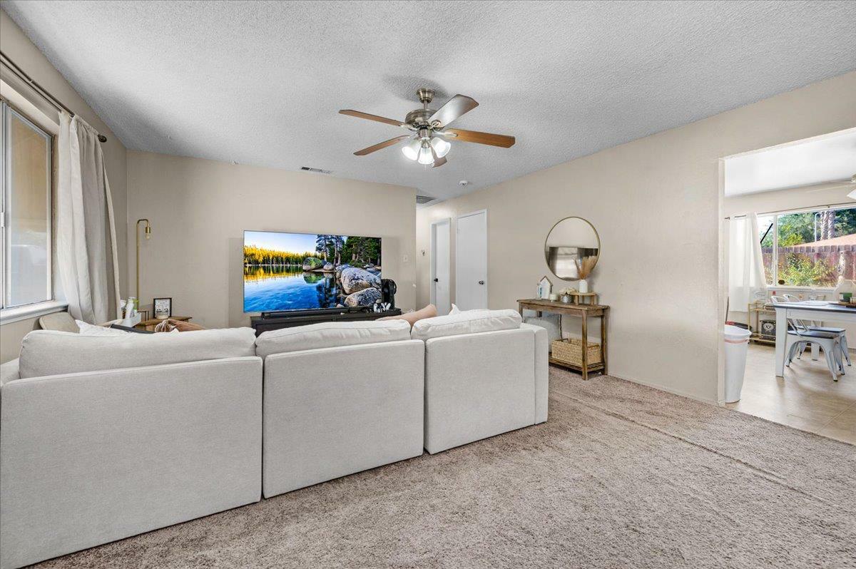 Property Photo:  1808 W Norwich Avenue  CA 93705 
