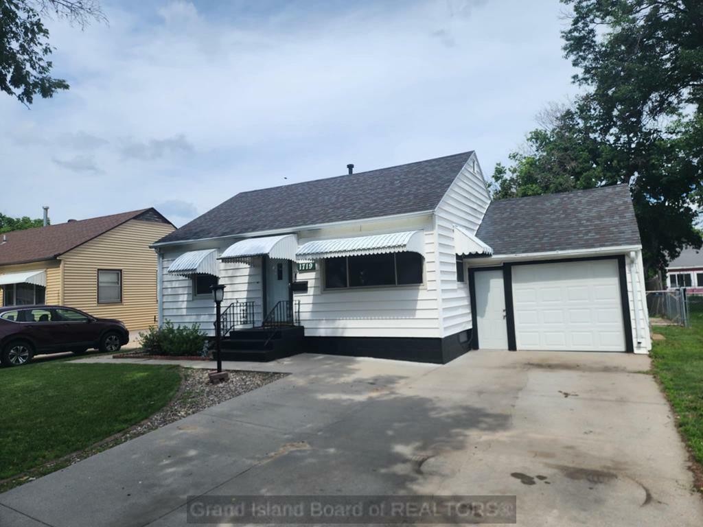 1719 N Park Ave  Grand Island NE 68803 photo