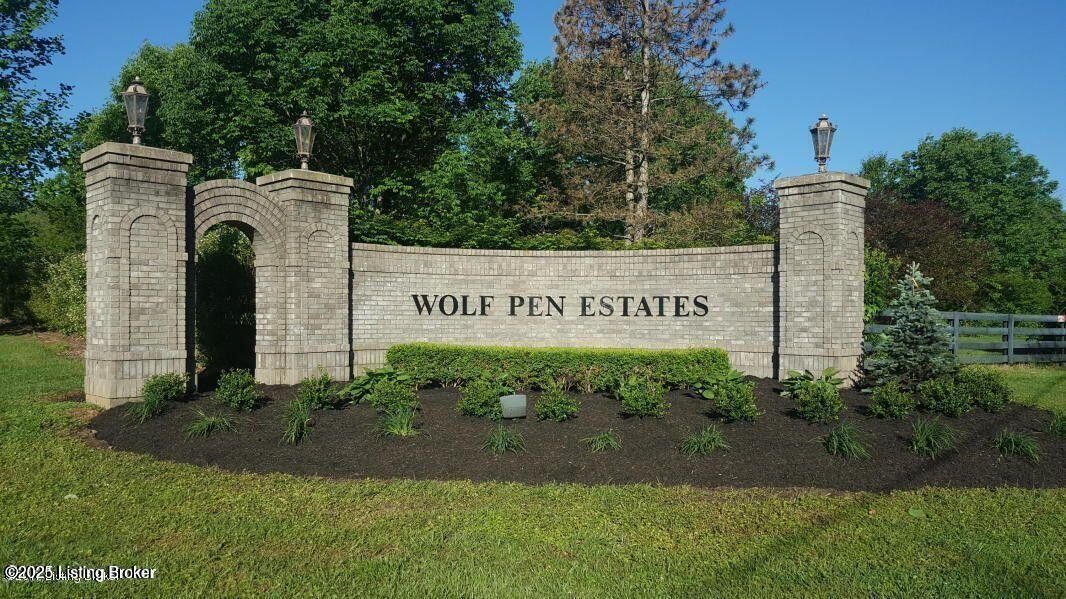 Property Photo: 9300 Deepa Dr KY 40059