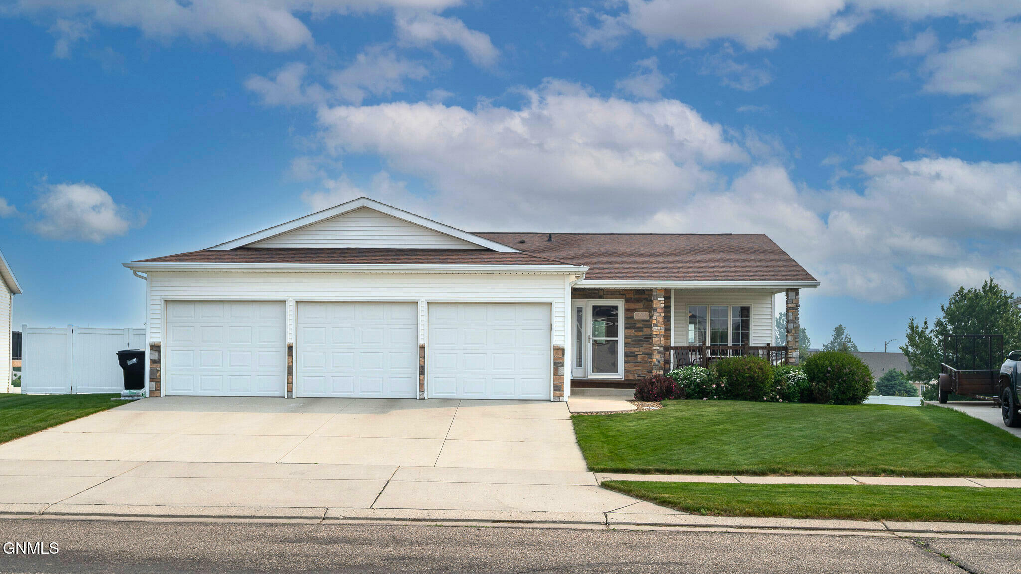 Property Photo: 4506 Chamberlain Drive ND 58503