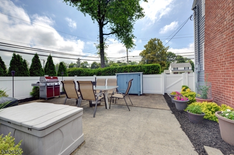 Property Photo:  306 Boulevard  NJ 07444 