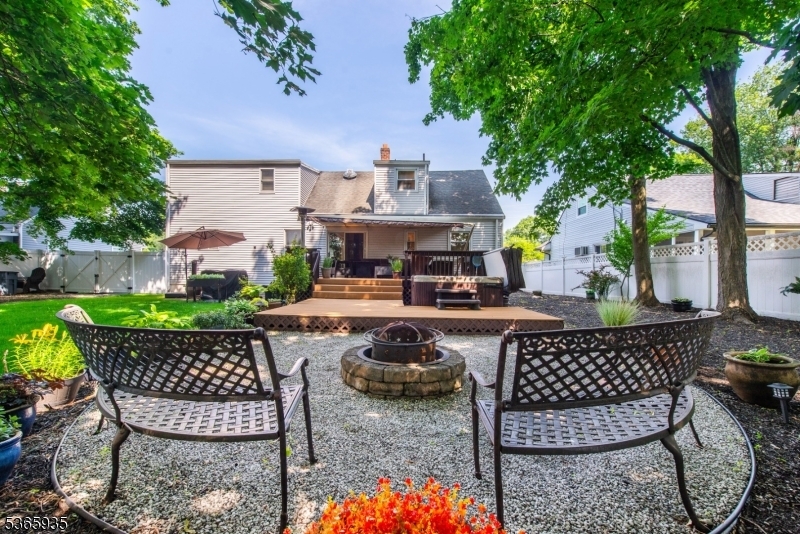 Property Photo: 362 Valley Rd NJ 07470