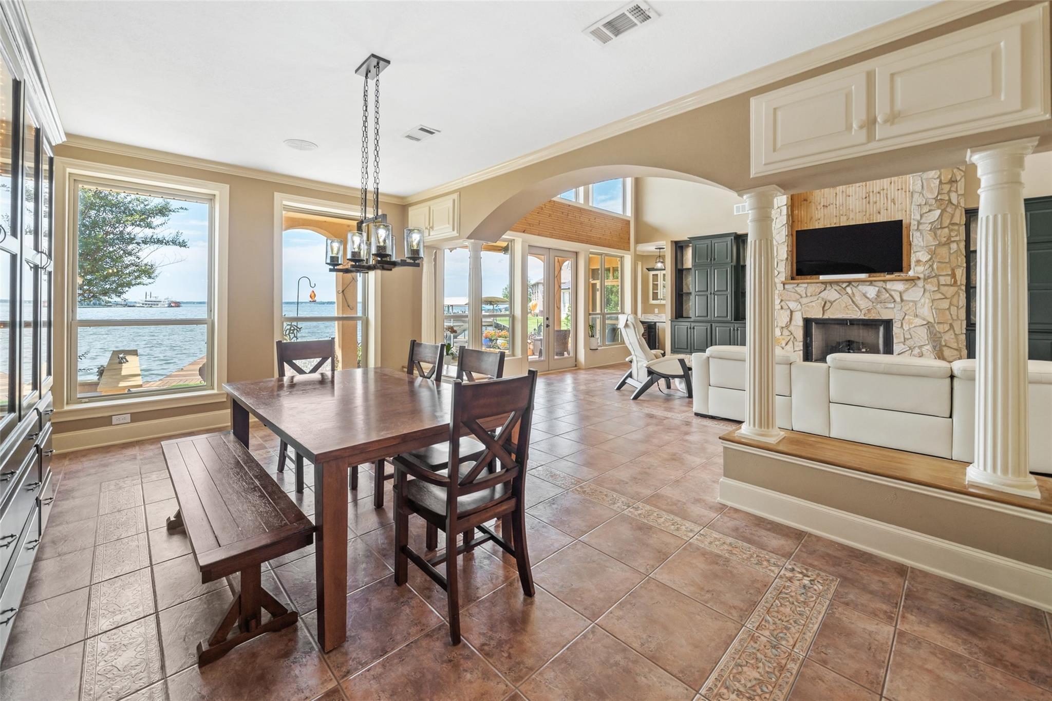 Property Photo: 7159 Kingston Cove Lane TX 77318