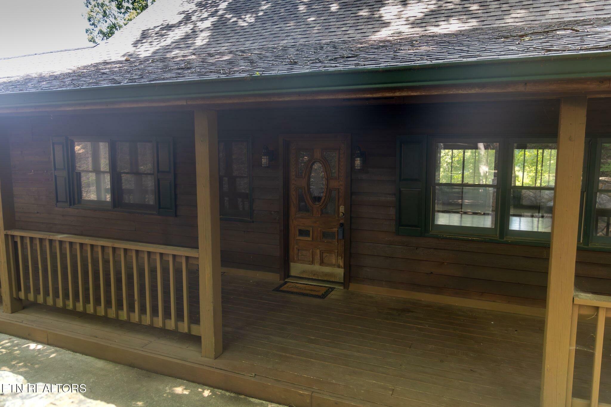 Property Photo: 521 Laurel Lake Circle TN 37354