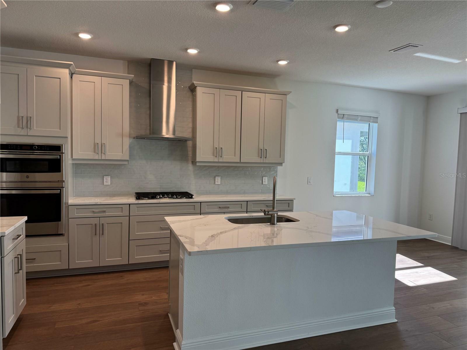 Property Photo: 17134 Savory Mist Circle FL 34211