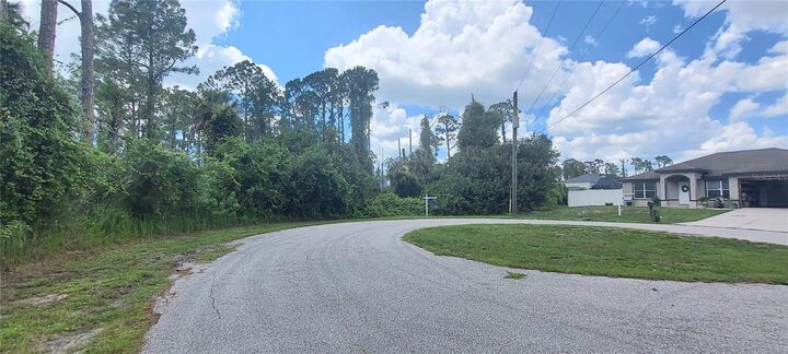 Property Photo: Gourmet Road FL 34288
