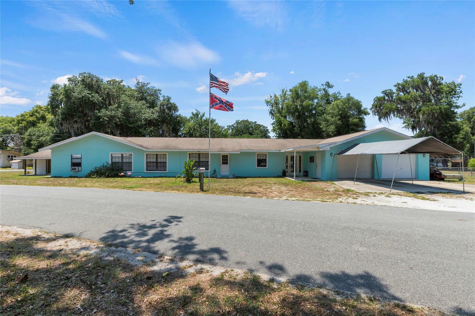 Property Photo: 1048 Cr 452A FL 33538