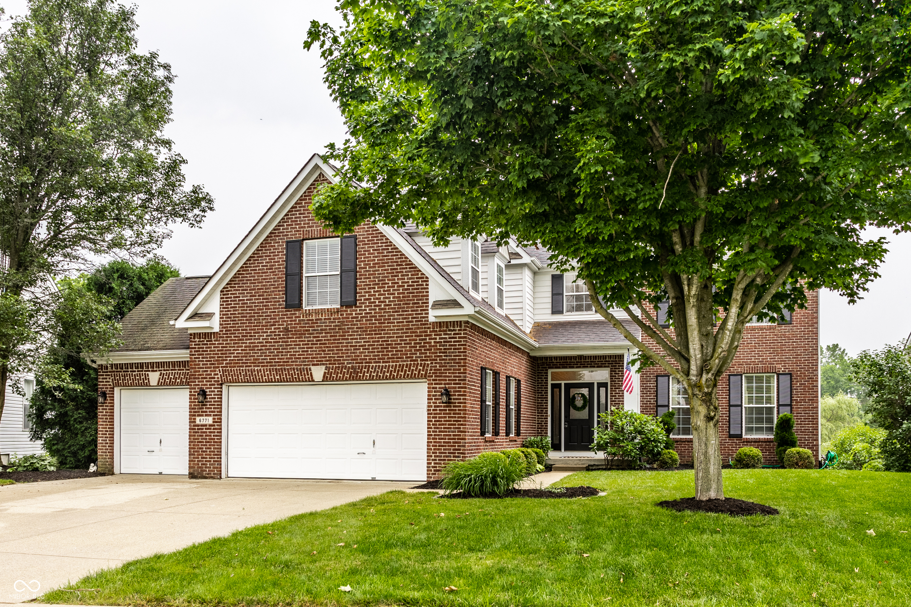 Property Photo:  6771 Woodcliff Circle  IN 46077 
