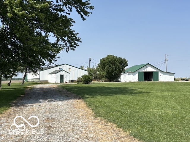 Property Photo:  2316 W Brown Road  IN 46173 