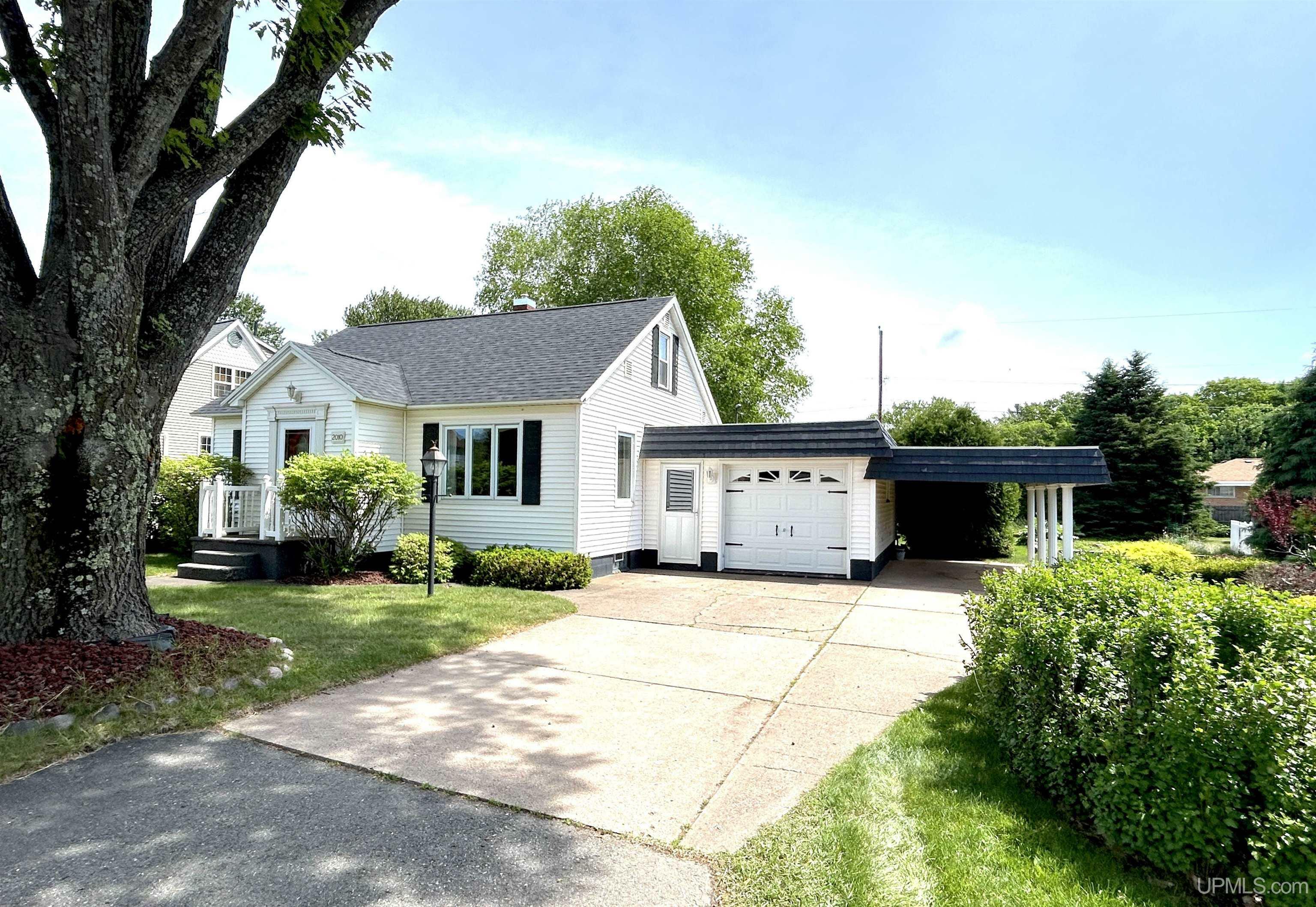 Property Photo: 2010 Deer Lake Avenue MI 49849-3206
