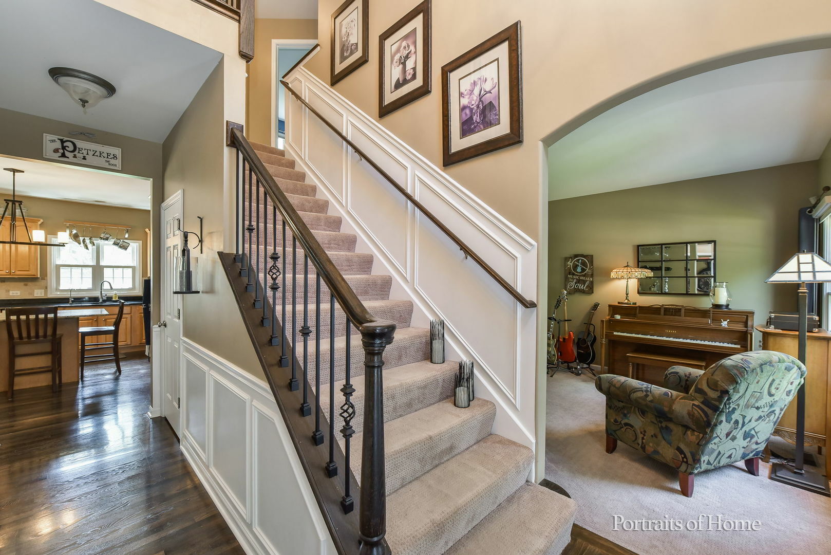 Property Photo:  459 Waubonsee Circle  IL 60543 