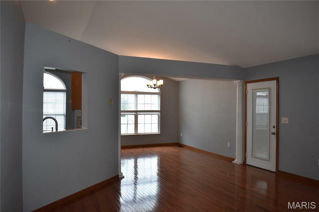 Property Photo: 963 Clemson Avenue IL 62208