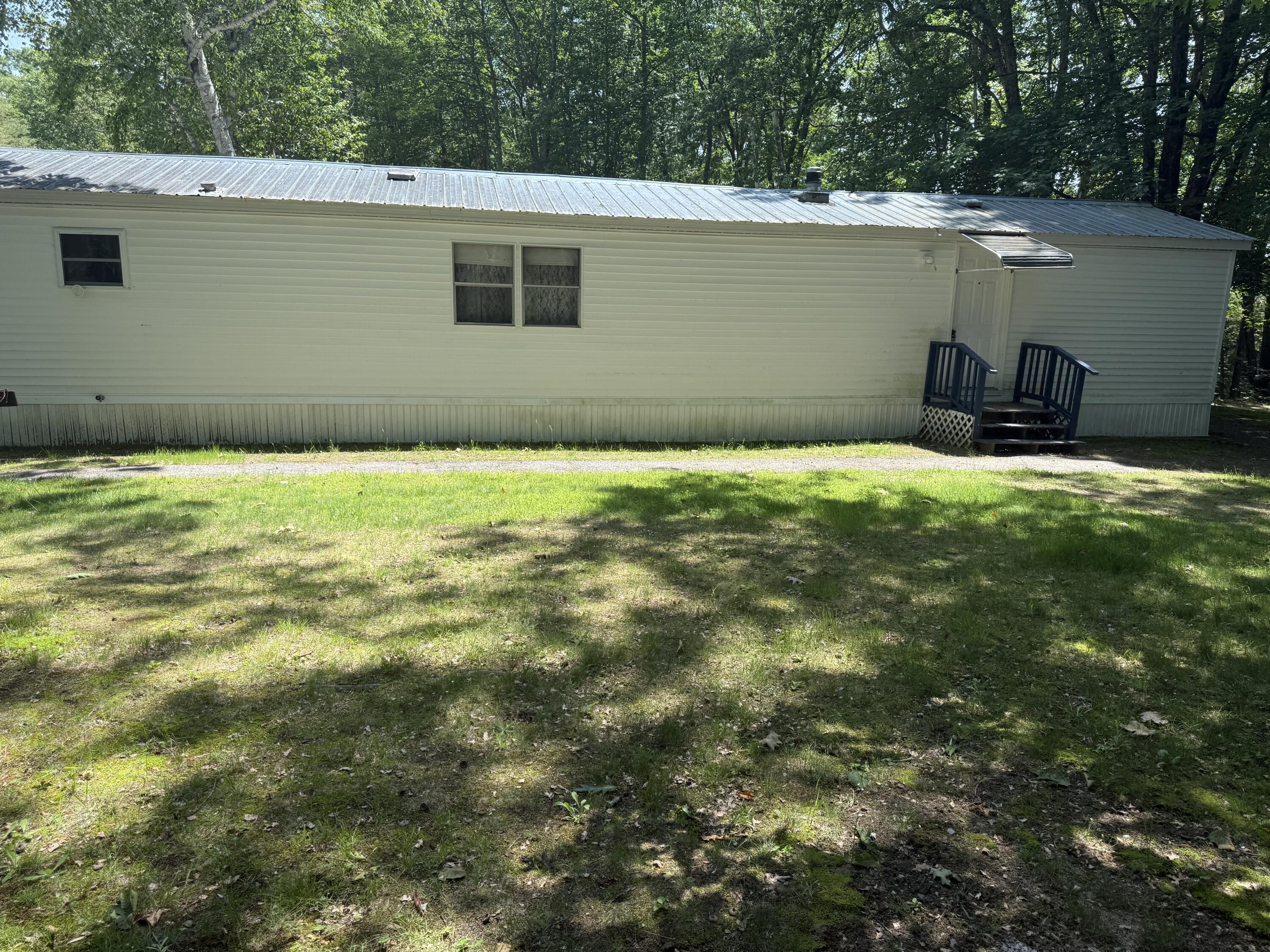 Property Photo:  29 Sunset Lane  ME 04002 