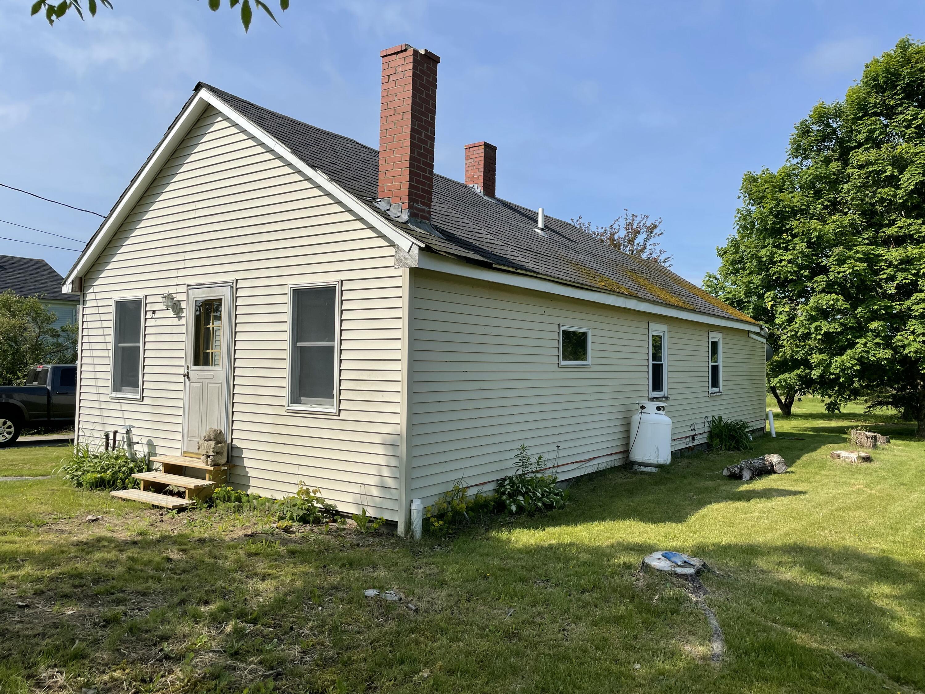Property Photo:  1431 Indian River Road  ME 04606 