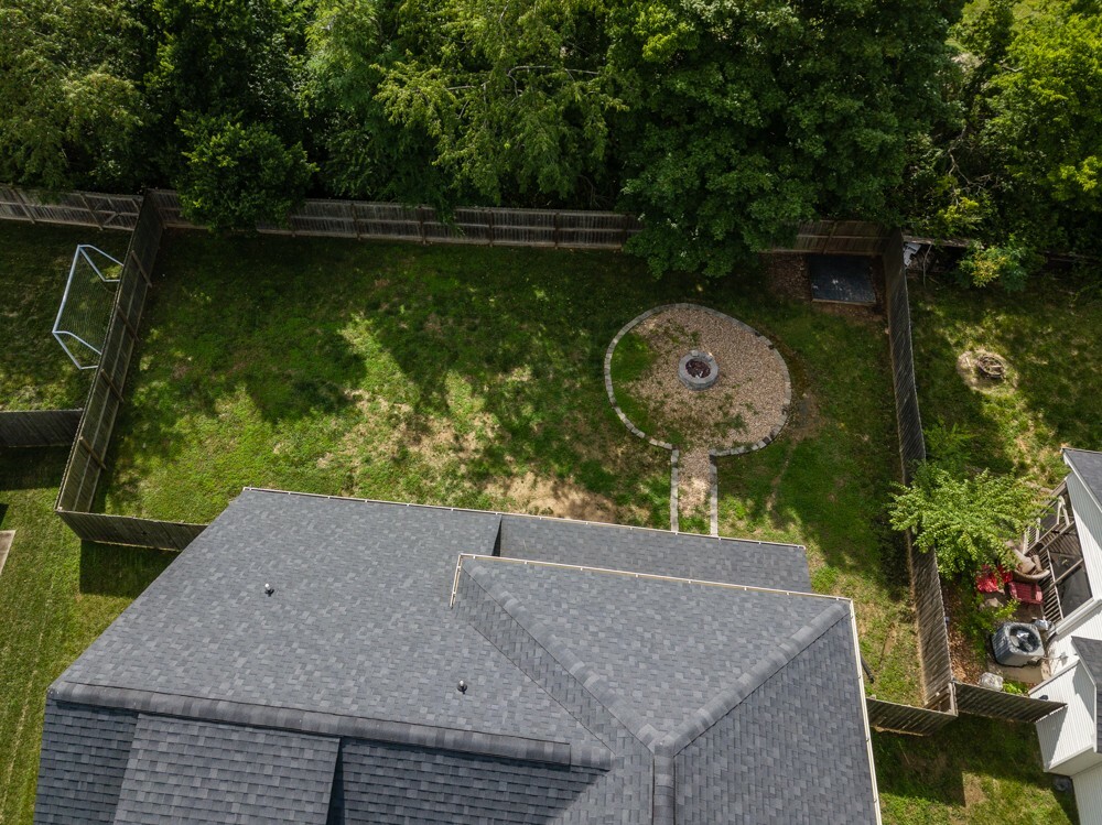 Property Photo: 1167 Ewing Way TN 37043