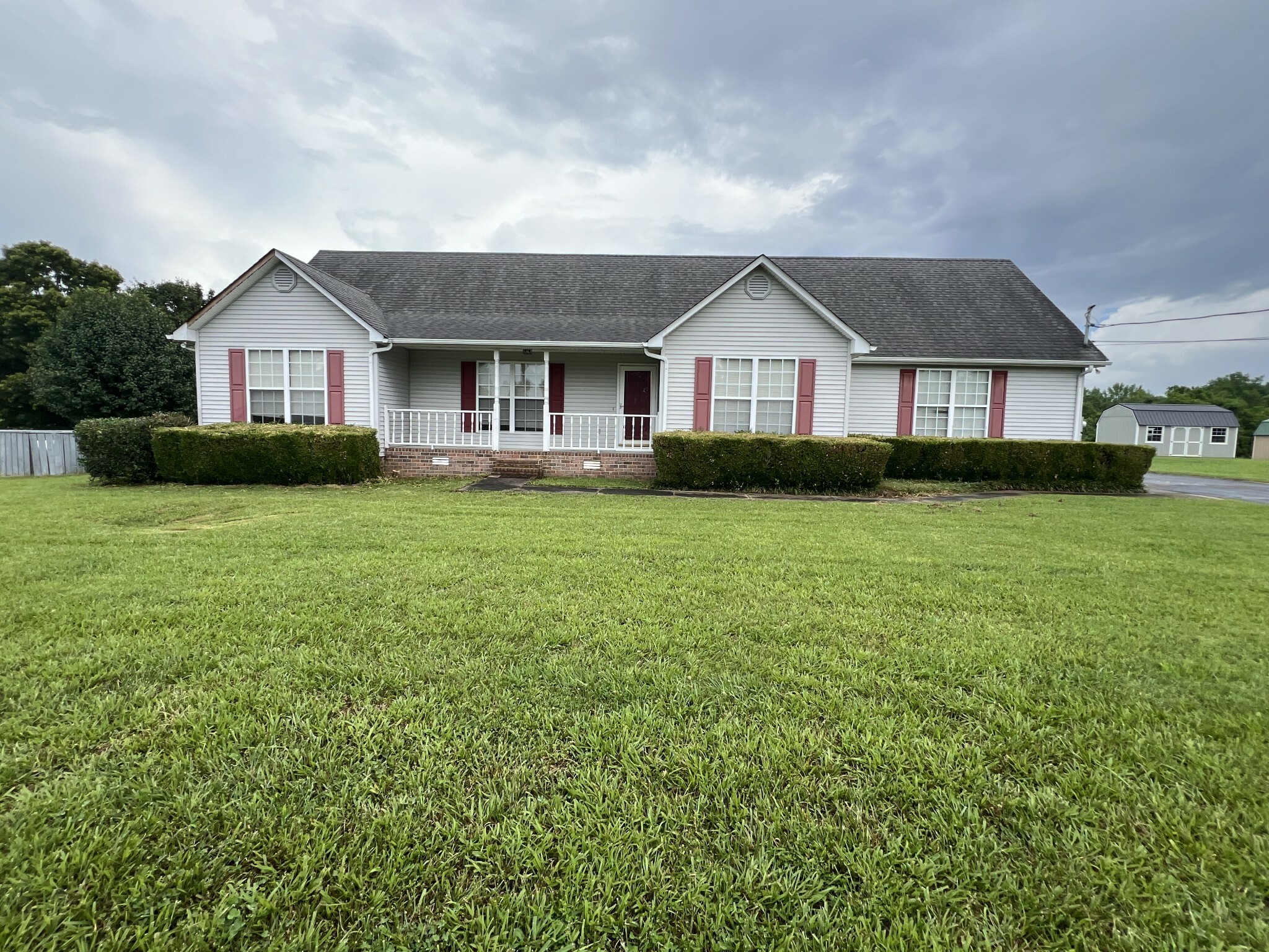 Property Photo: 107 Cascade Ln TN 37020