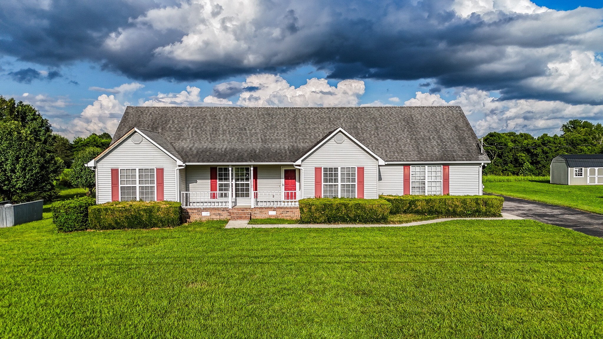 Property Photo: 107 Cascade Ln TN 37020