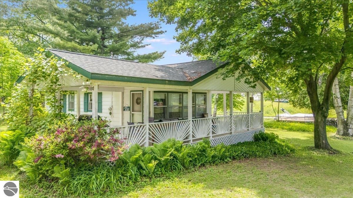 Property Photo: 1735 Five Mile Road MI 48739
