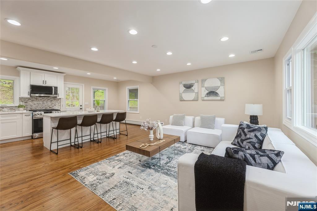 Property Photo:  8 Wenonah Avenue  NJ 07436 
