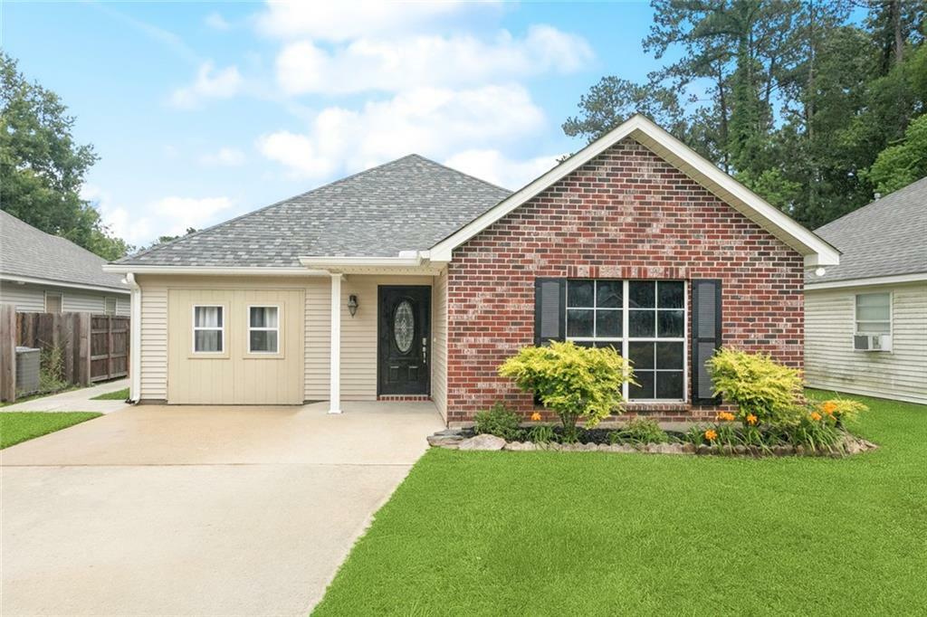 Property Photo: 2171 Ozone Place LA 70448