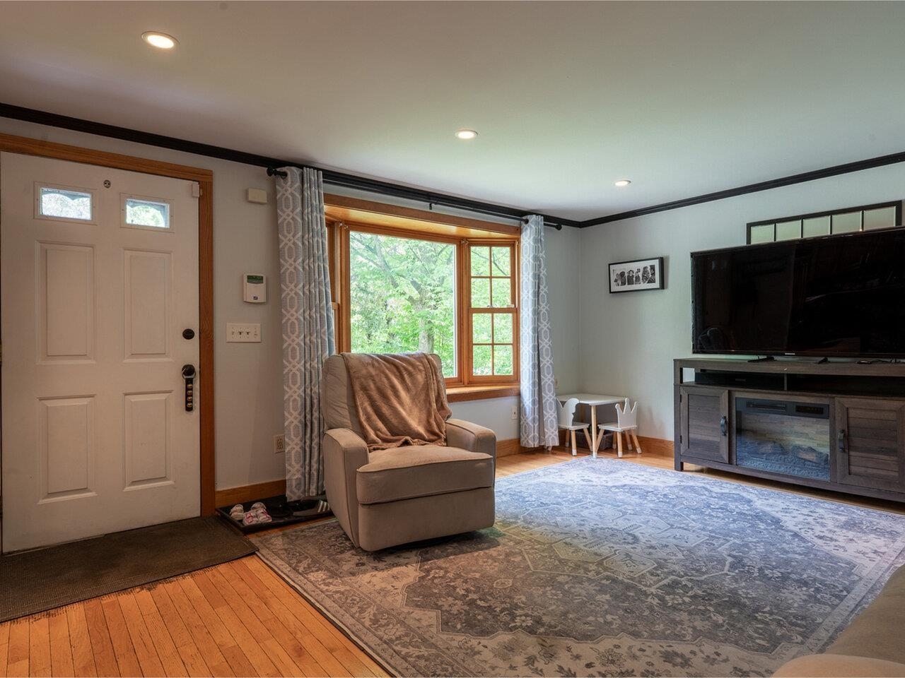 Property Photo: 82 Oakwood Drive VT 05403