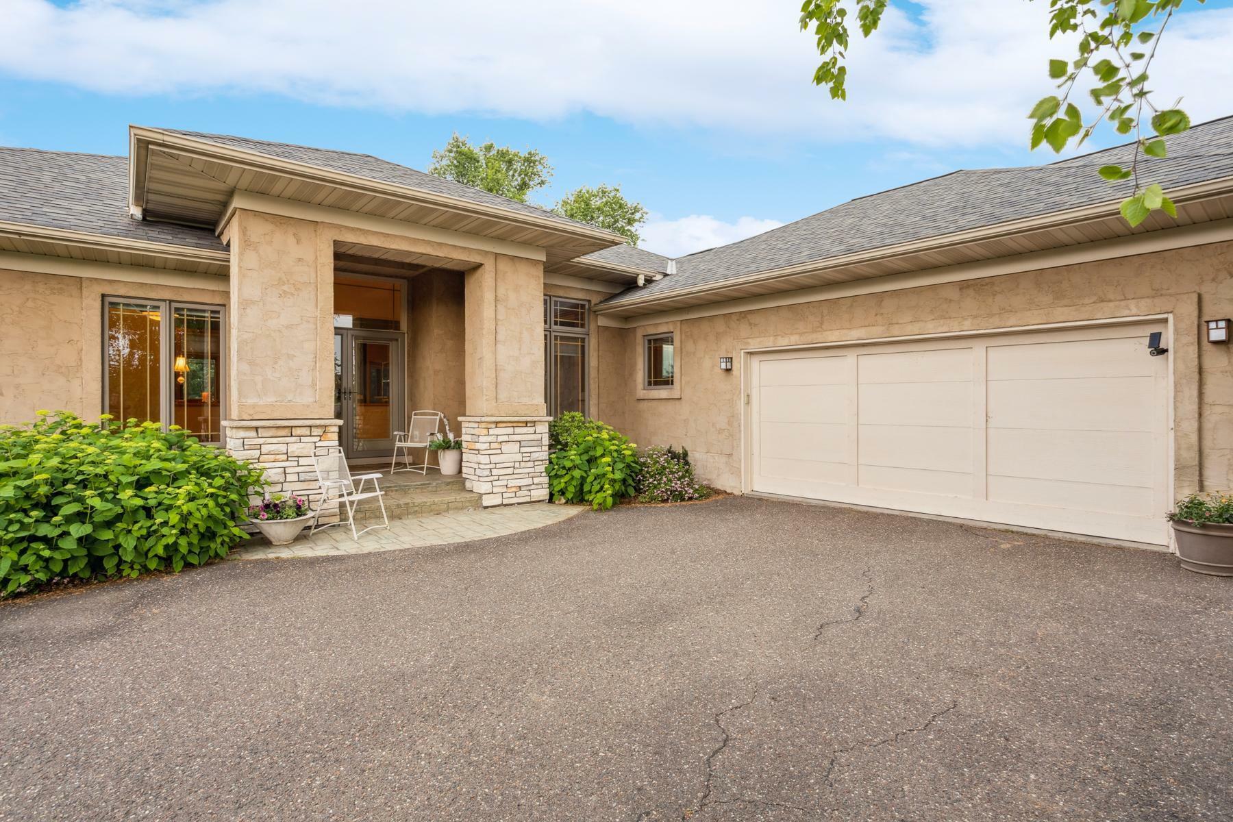 Property Photo: 3862 Kindred Way MN 55042