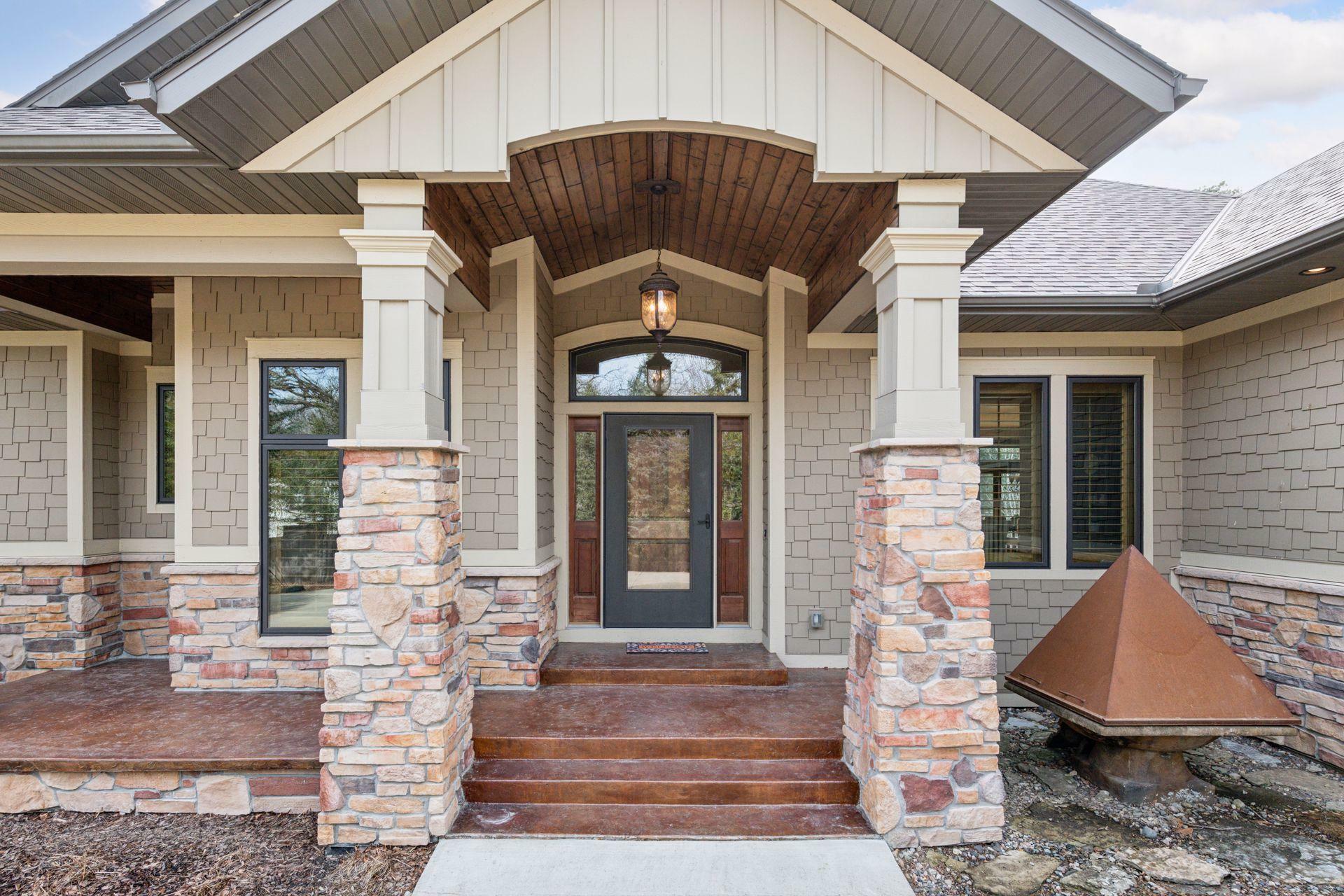 Property Photo: 15719 Robinwood Drive MN 55345