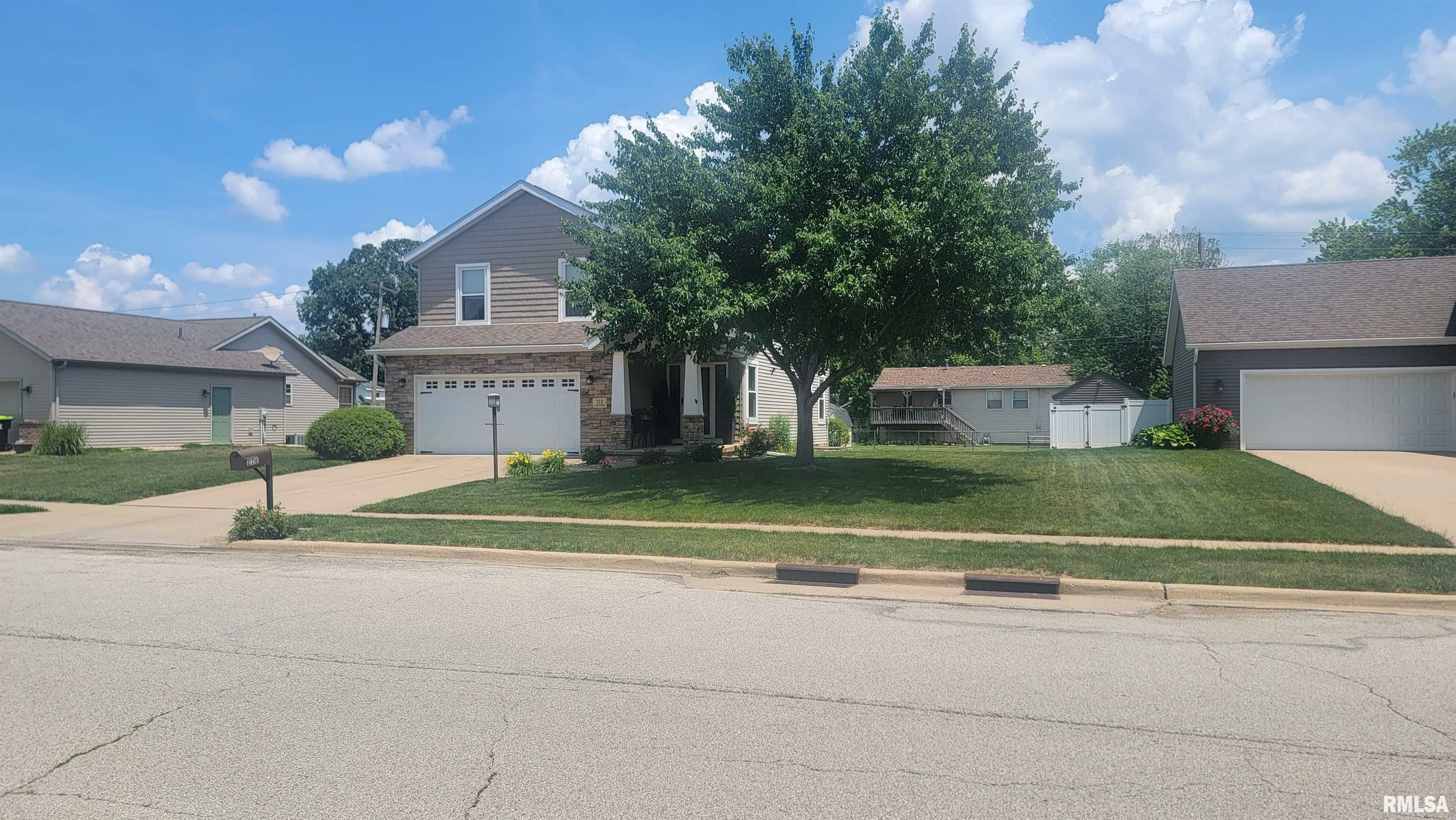 Property Photo: 212 Sandyshores Drive IL 61523