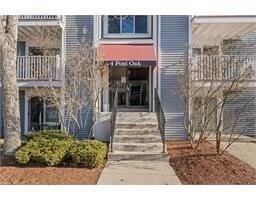 Property Photo: 4 Post Oak Lane 15 MA 01760