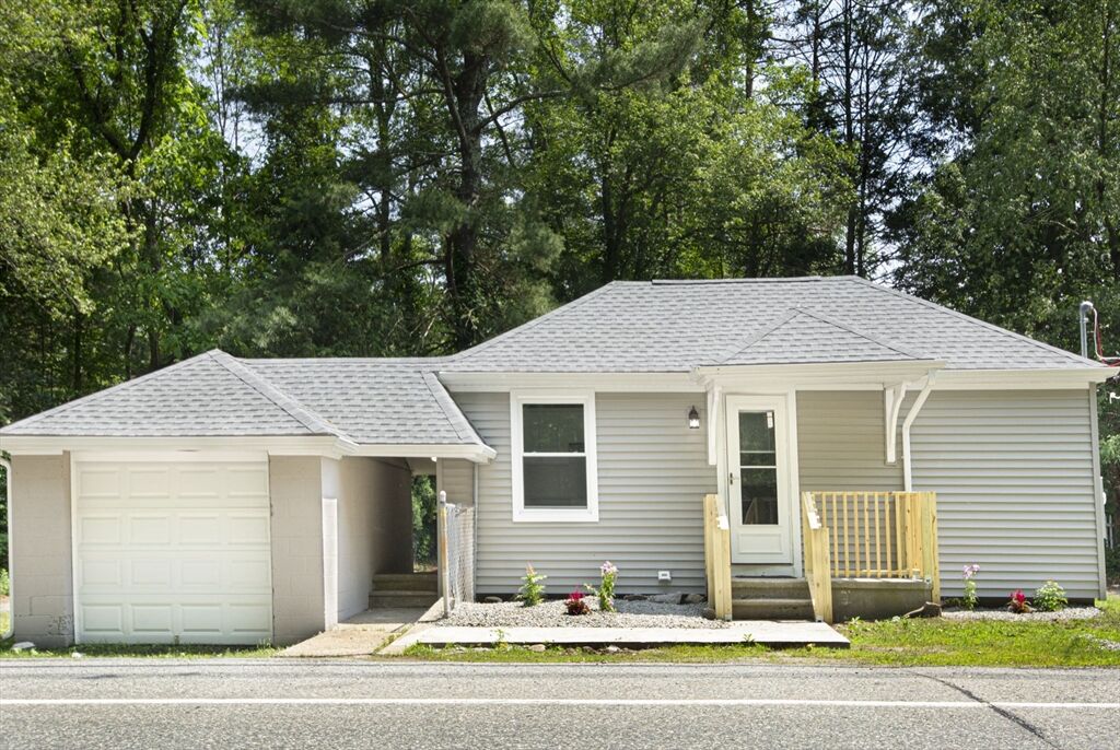 Property Photo: 394 Douglas St MA 01569