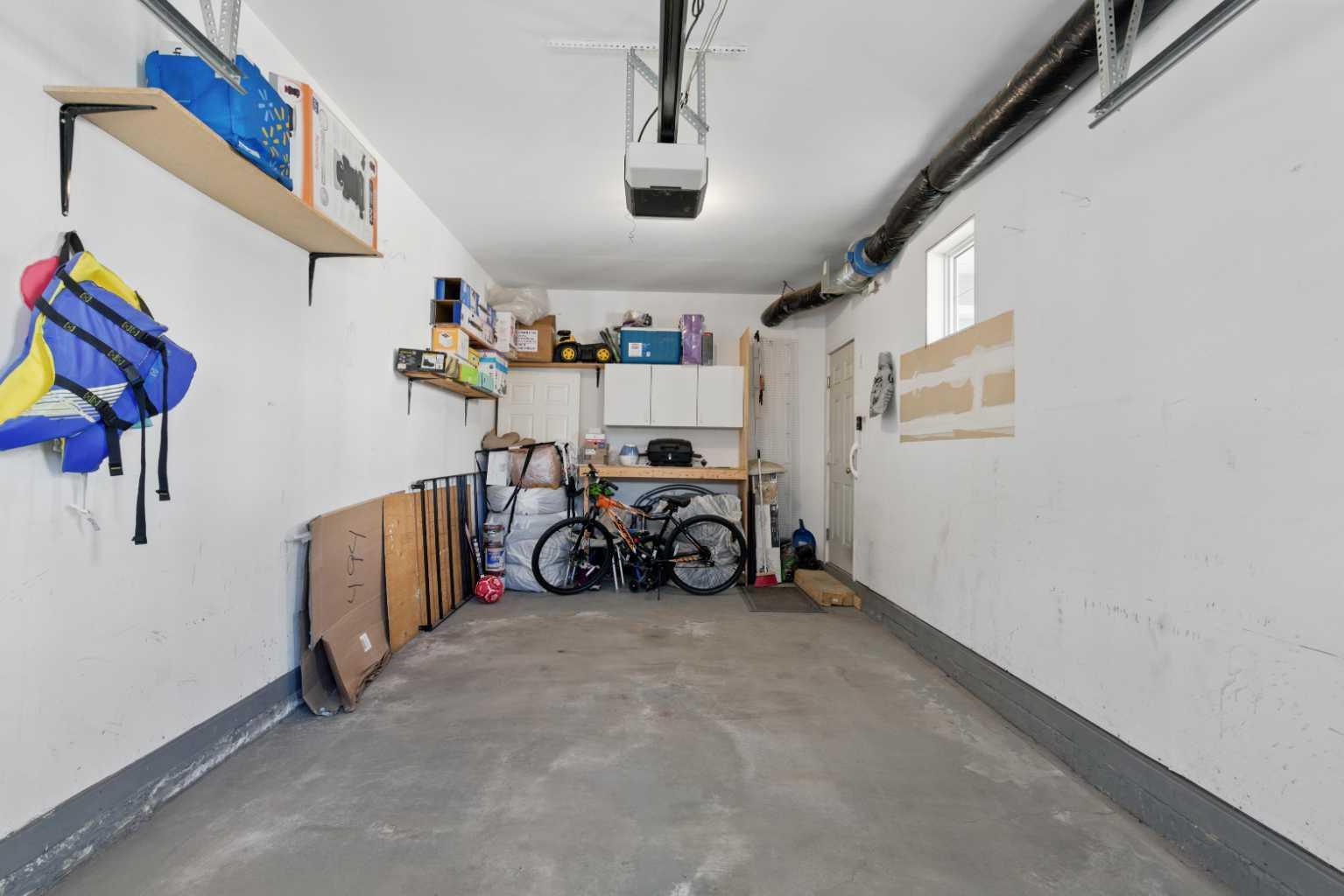 Property Photo: 39 Hidden Creek Place NW 304 AB T3A 6B9