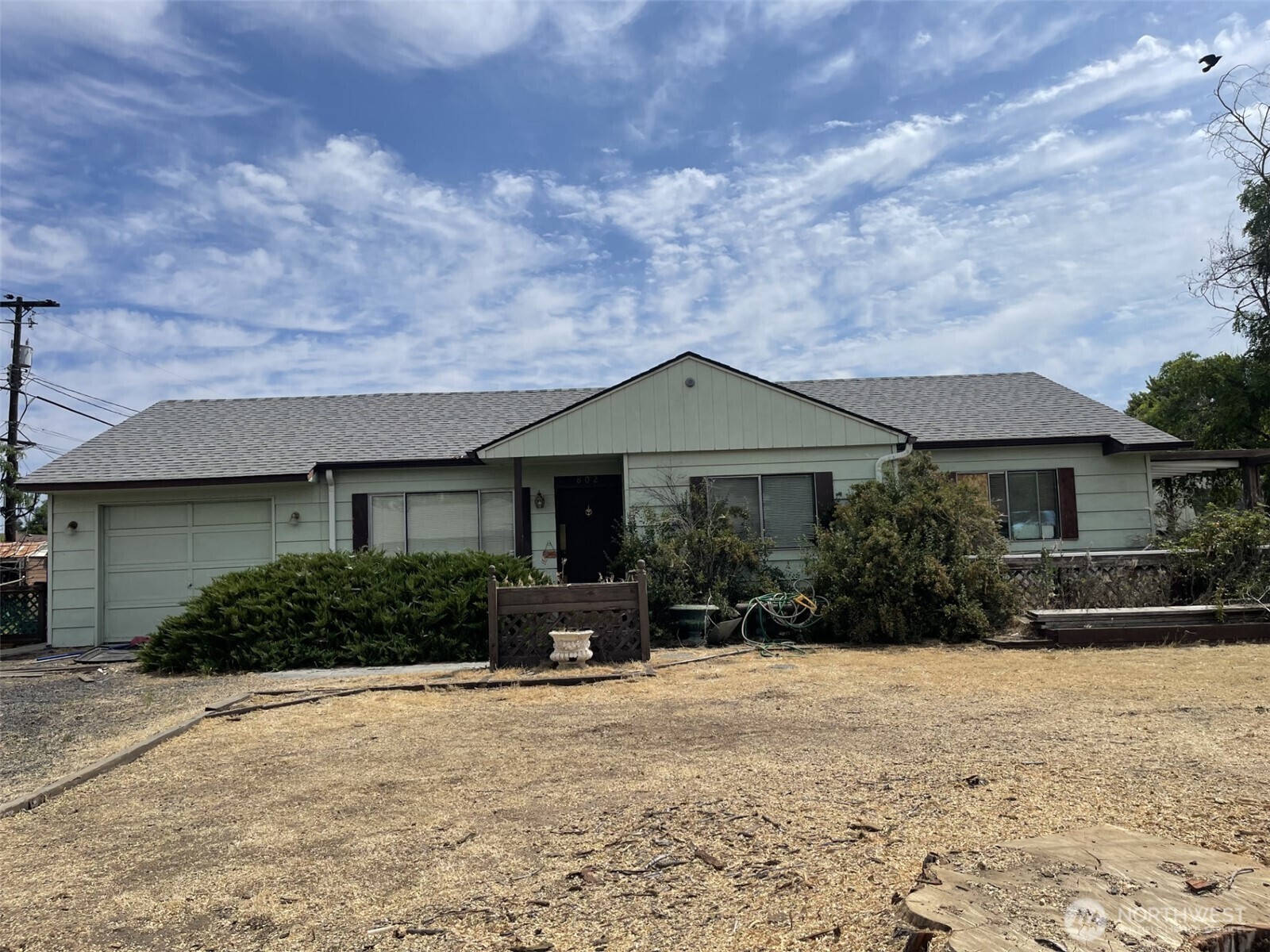 Property Photo:  802  Lindberg Lane  WA 98837 