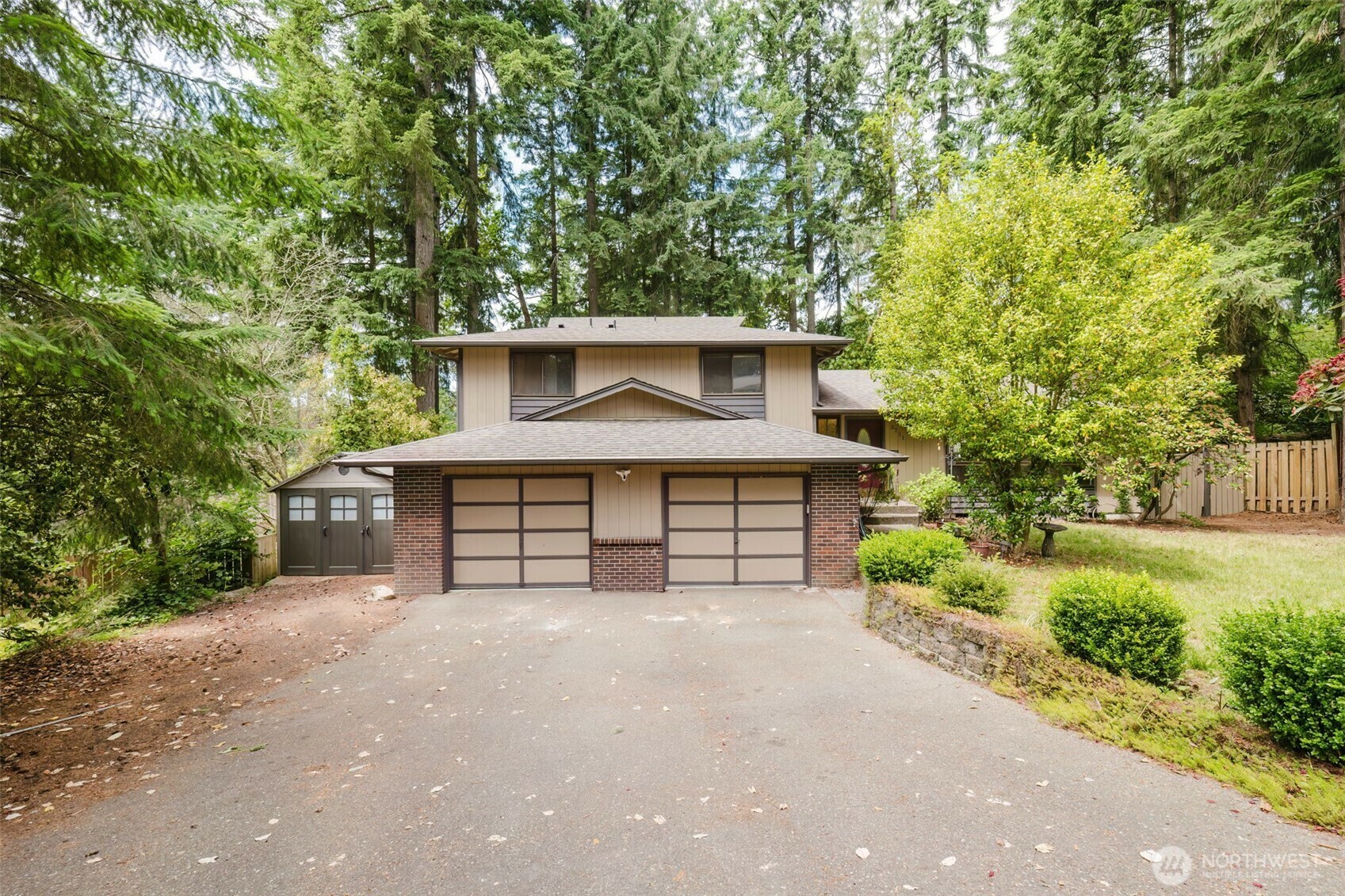 Property Photo: 3711 SE Ardenwald Place WA 98366