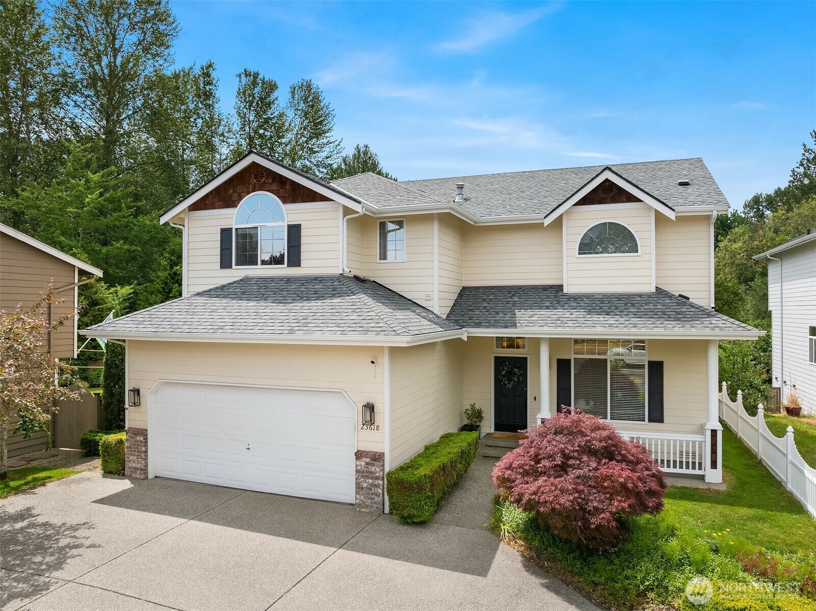 Property Photo: 23618 Carter Road WA 98021