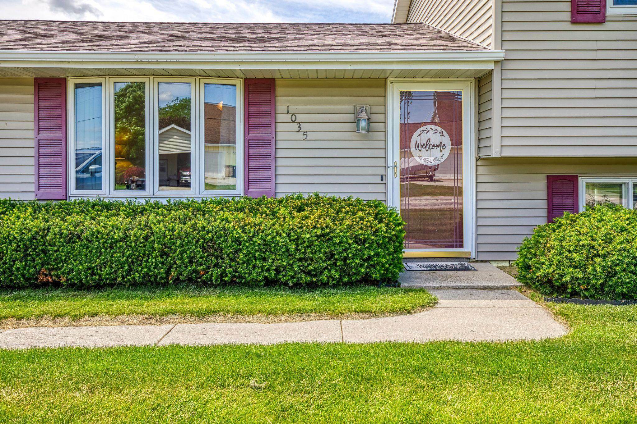 Property Photo:  1035 Fox Street  WI 53014-1303 