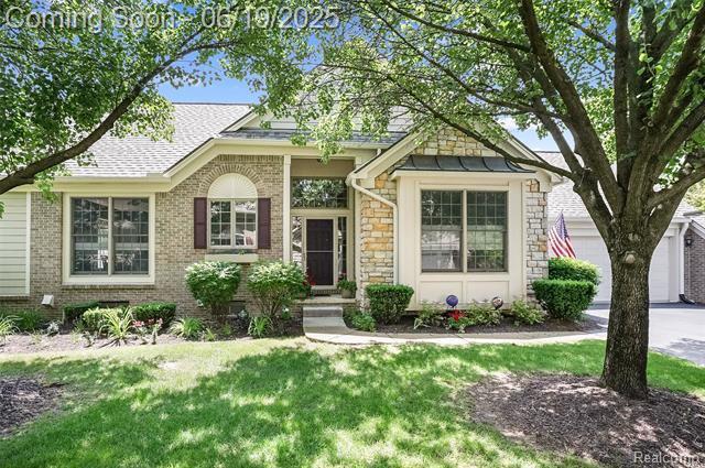 Property Photo: 16822 Lochmoor Circle W MI 48168