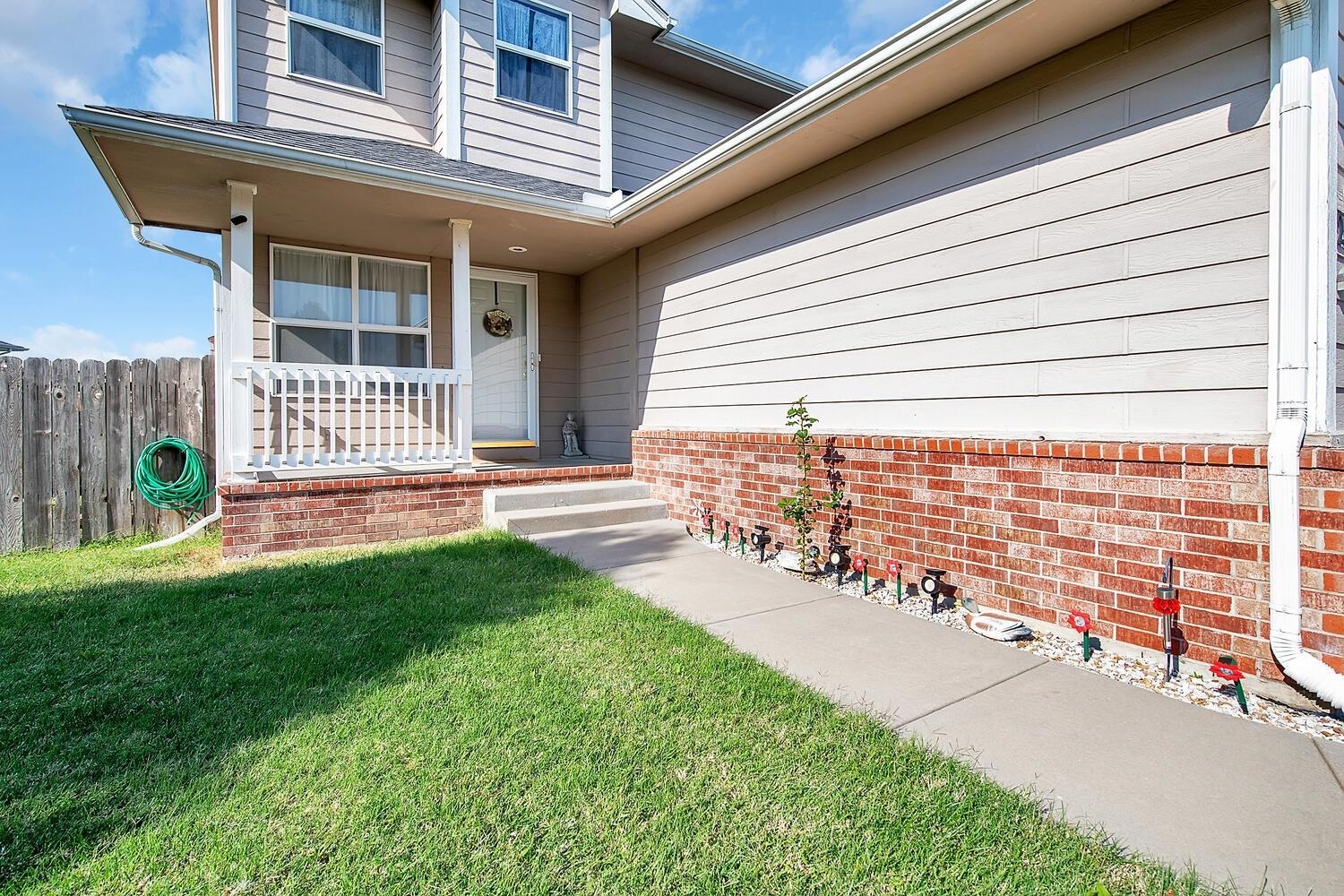 Property Photo: 2501 S Cooper St KS 67210