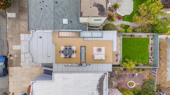 1815 18th Avenue  San Francisco CA 94122 photo